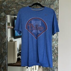 Phillies size large Nike tshirt